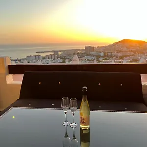 https://apt-vlasta-port-royal-los-cristianos.tenerifehoteles.net